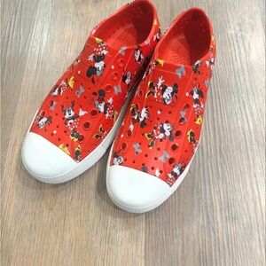 Native Kids Red Minnie Mouse Slip-On Loafers